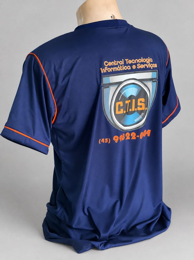 Camiseta PV azul com detalhes laranja